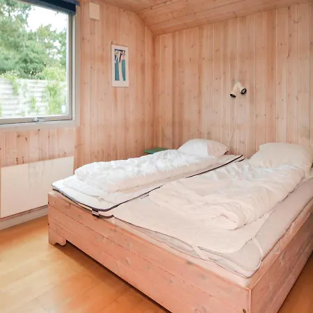 Four-bedroom Holiday In Blåvand
