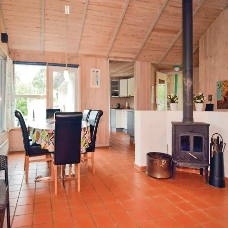 Four-bedroom Holiday In Tatil Evi